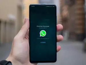 Serangan Siber pada WhatsApp